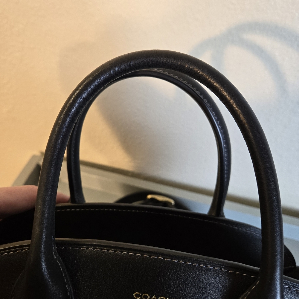 Coach Empire 28 Black Leather - Picture 12 of 13